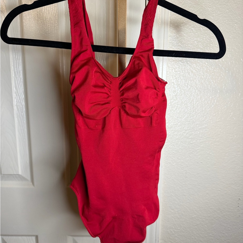 Yitty Red Seamless Sculpt Bodysuit M/L